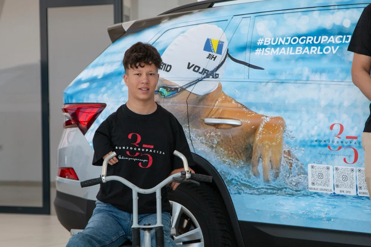 Ismail Barlov i Bunjo Grupacija//