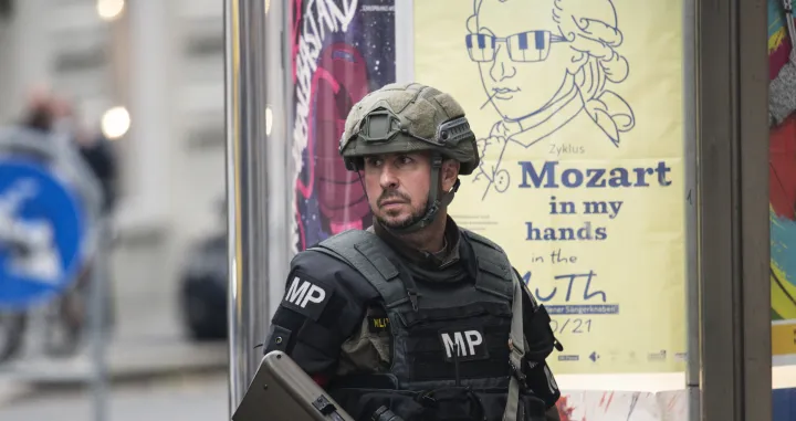 epa08795276 A member of Austrian Military Police patrols after multiple shootings in the first district of Vienna, Austria, 03 November 2020. According to recent reports, at least four persons are reported to have died and many are seriously injured in what officials treat as a terror attack which took place in the evening of 02 November. EPA/CHRISTIAN BRUNA/Christian Bruna