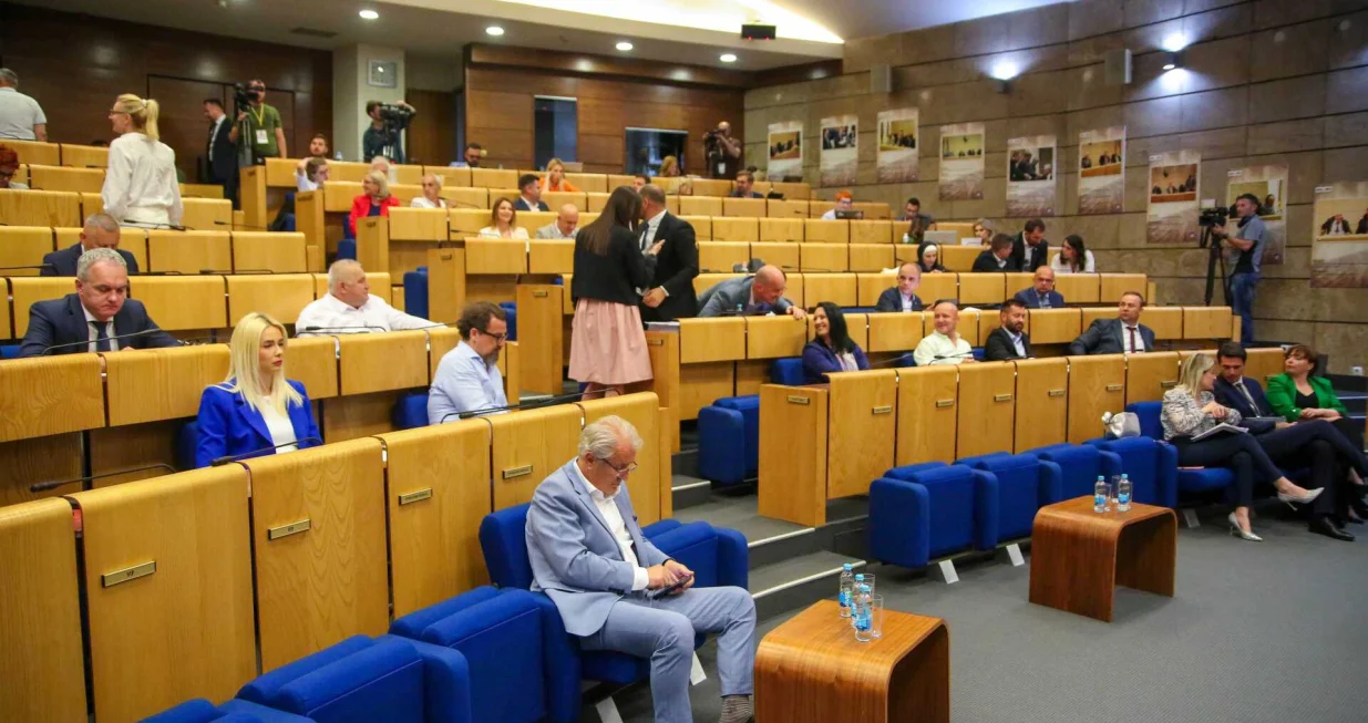 Dom naroda Parlamenta FBiH, sjednica/Damir Deljo