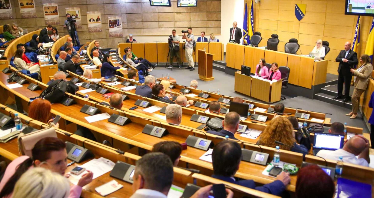 Dom naroda Parlamenta FBiH, sjednica/Damir Deljo