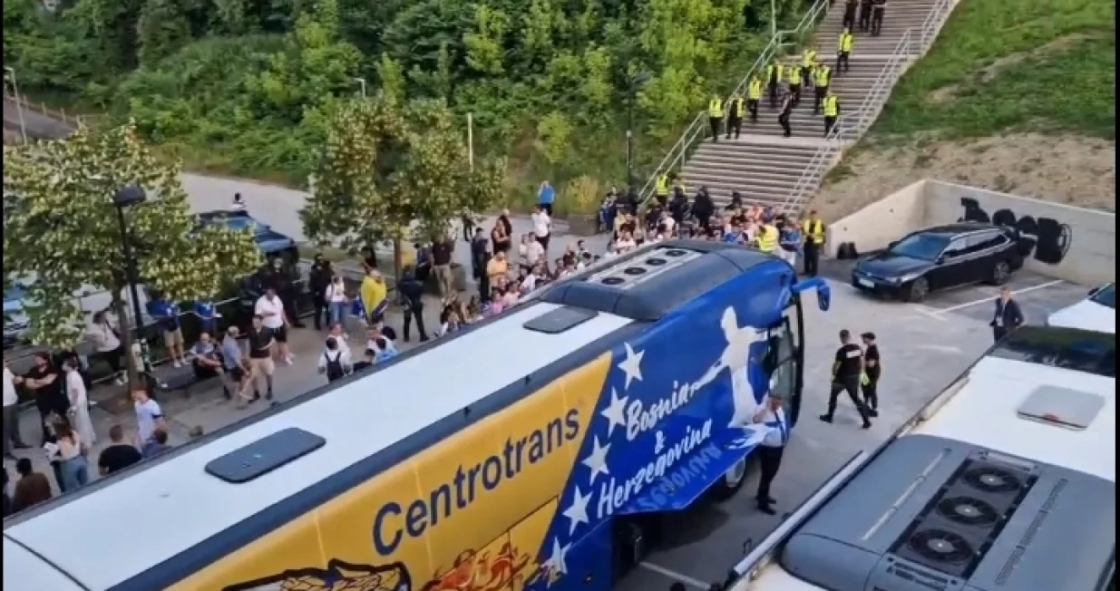 Autobus reprezentacije BiH