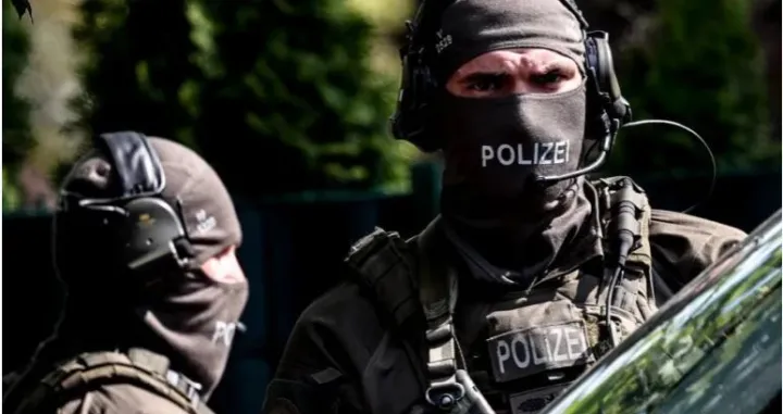 njemačka policija n/Sanja ДђukiД‡