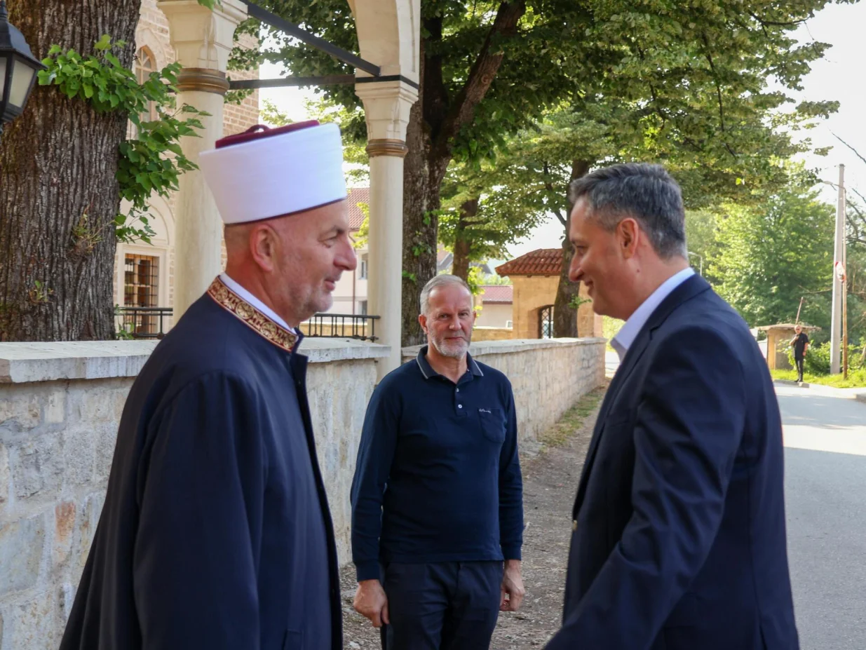 Denis Bećirović i muftija goraždanski Remzija-ef. Pitić u Foči//