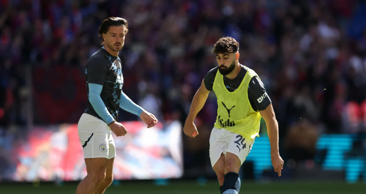 Soccer Football - FA Cup - Final - Crystal Palace v Manchester City - Wembley Stadium, London, Britain - May 17, 2025 Manchester City's Jack Grealish and Josko Gvardiol during the warm up before the match REUTERS/David Klein