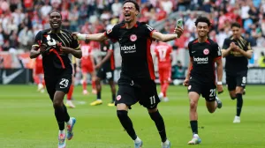 FOTO: REUTERS/Kai Pfaffenbach 