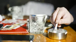 Zabrana pušenja u lokalima novi zakon u FBiH/Damir Deljo