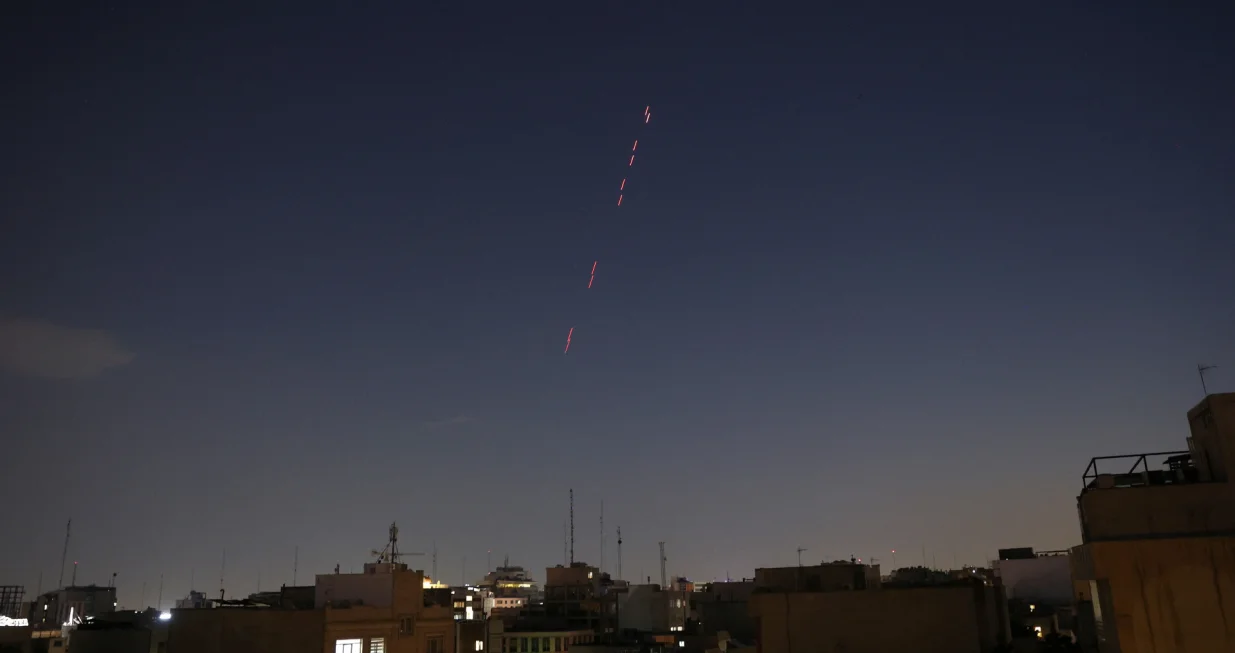 Army air defence firing is seen following the Israeli strike in Tehran, Iran, June 13, 2025. Majid Asgaripour/WANA (West Asia News Agency) via REUTERS ATTENTION EDITORS - THIS PICTURE WAS PROVIDED BY A THIRD PARTY/Majid Asgaripour