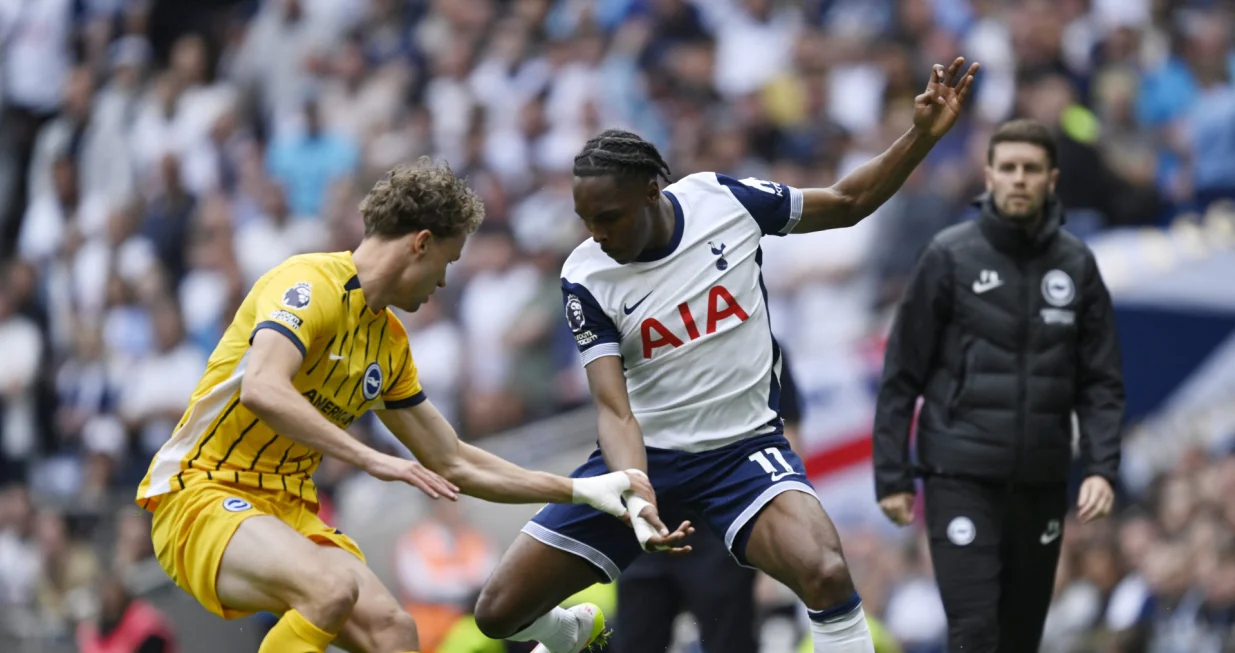 FOTO: REUTERS/Tony O Brien