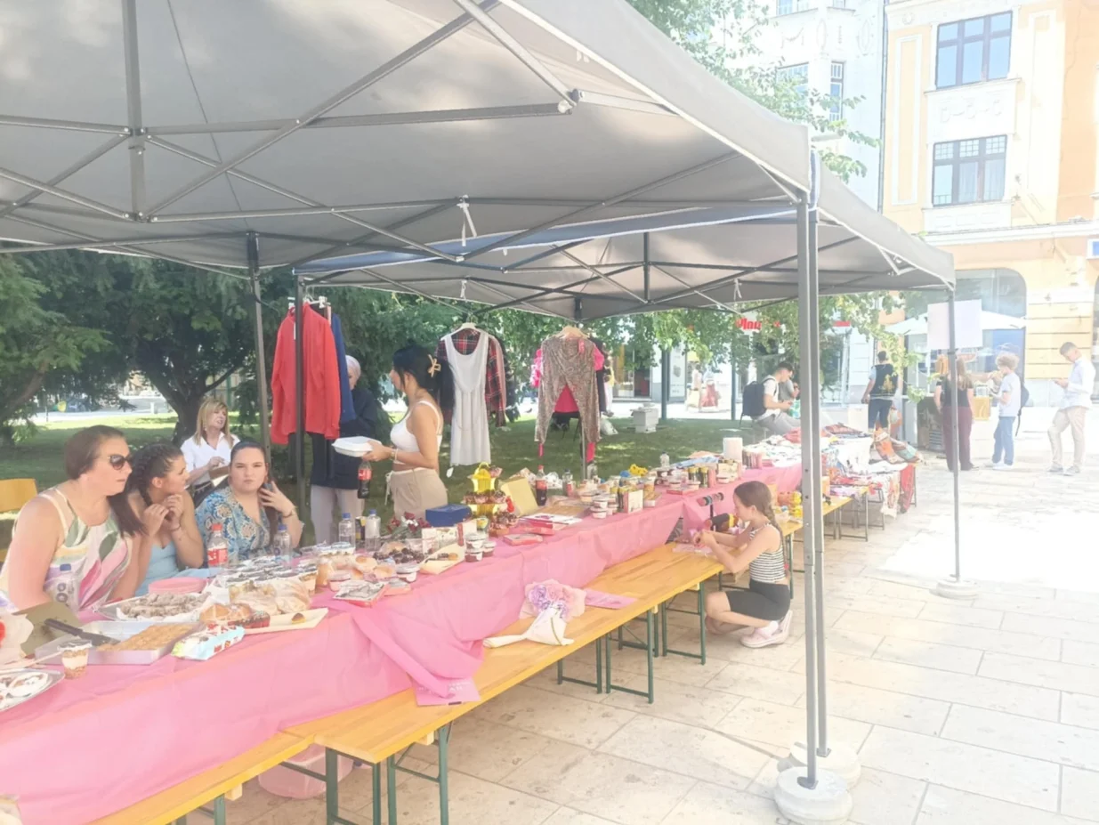 Humanitarni bazar "Za život" u Sarajevu: Građani pokazali solidarnost sa Sanjom Kriještorac/