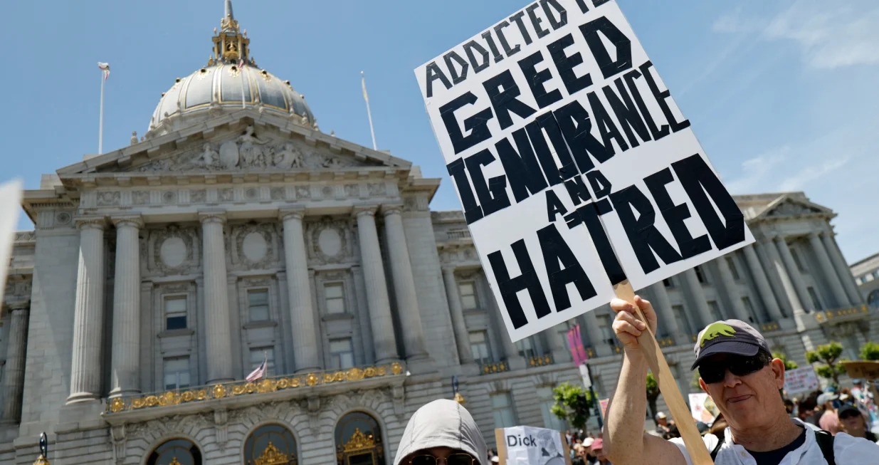 Protesters march through the streets during one of several nationwide "No Kings" protests against U.S. President Donald Trump in San Francisco, California, U.S. June 14, 2025. REUTERS/Daniel Dreifuss/Daniel Dreifuss