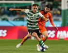 epa09637418 Sporting's Manuel Ugarte (L) in action against Boavista´s Ilija Vukotic (R) during the Portuguese first league soccer match between Sporting and Boavista, held at Alvalade stadium in Lisbon, Portugal, 11 December 2021. EPA/TIAGO PETINGA