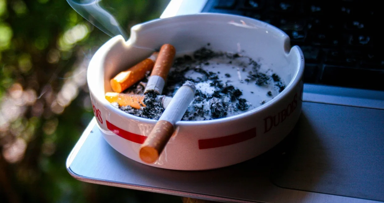 Miris cigareta nestaje u trenu/Pixabay