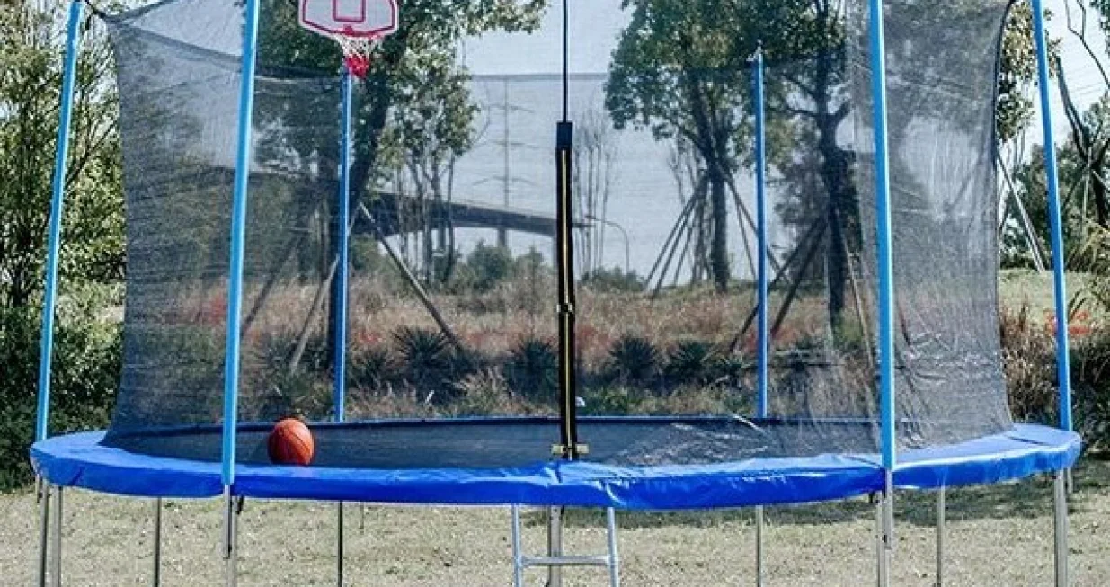 Igra na trampolini završila kobno/Ilustracija/