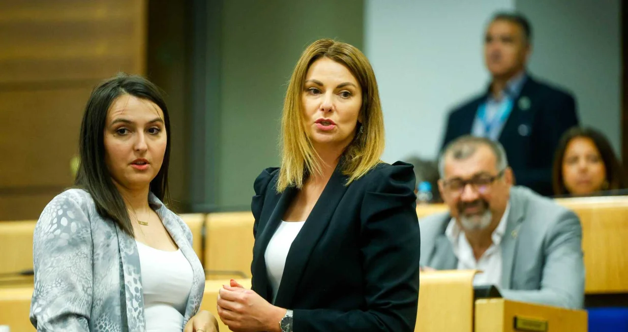 Dom naroda Parlamenta FBiH, sjednica, delegati, Parlament FBiH/Damir Deljo