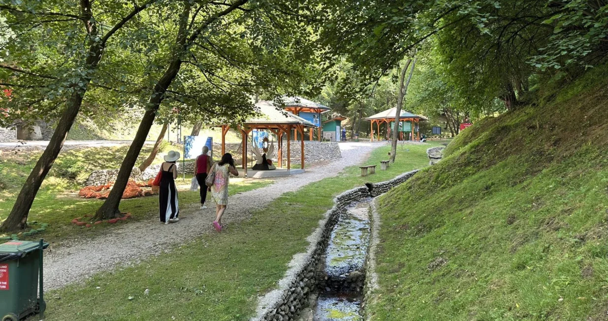 Čarobna šuma, Park Ravne, Visoko/Oslobođenje