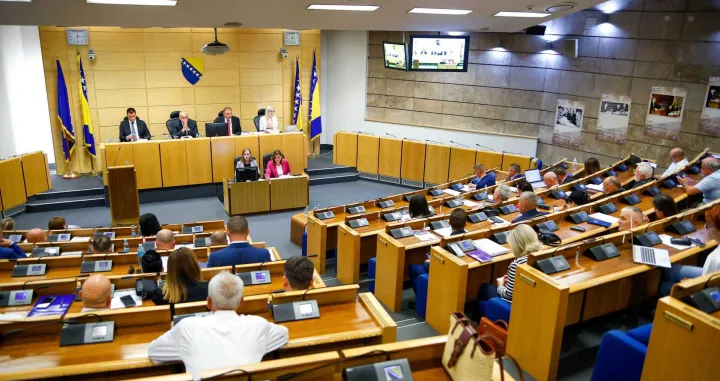 Dom naroda Parlamenta FBiH, sjednica, delegati, Parlament FBiH/Damir Deljo