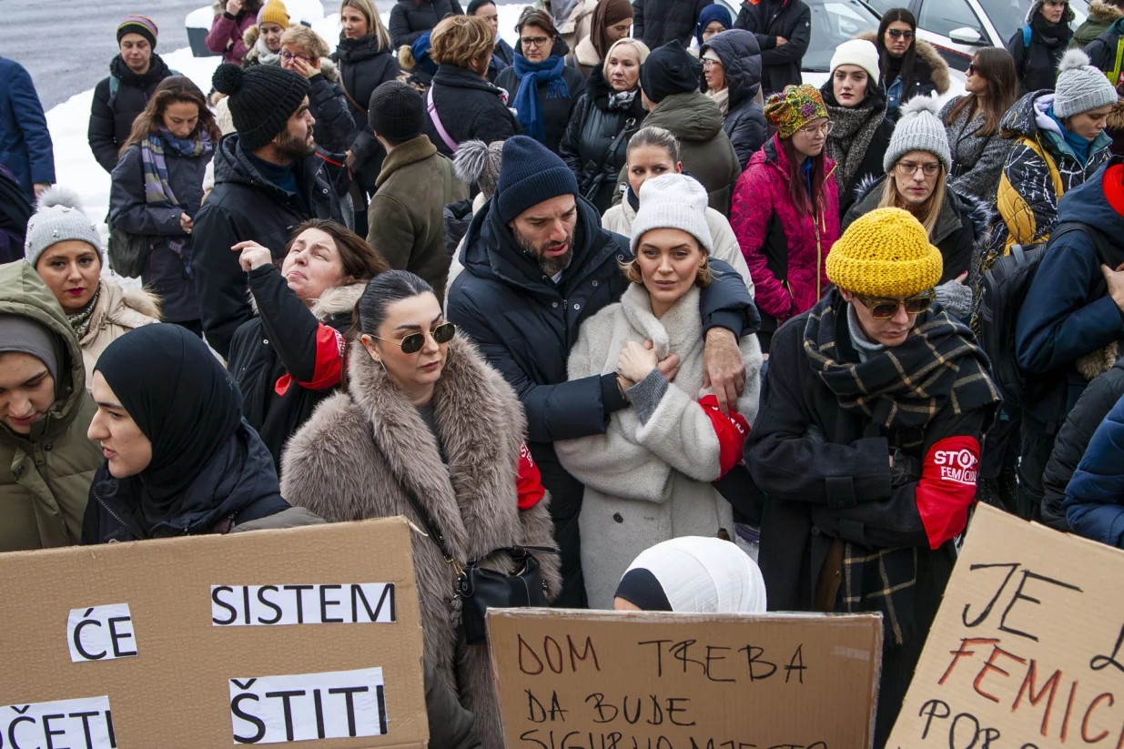 Protest za Almu Kadić/Damir Deljo