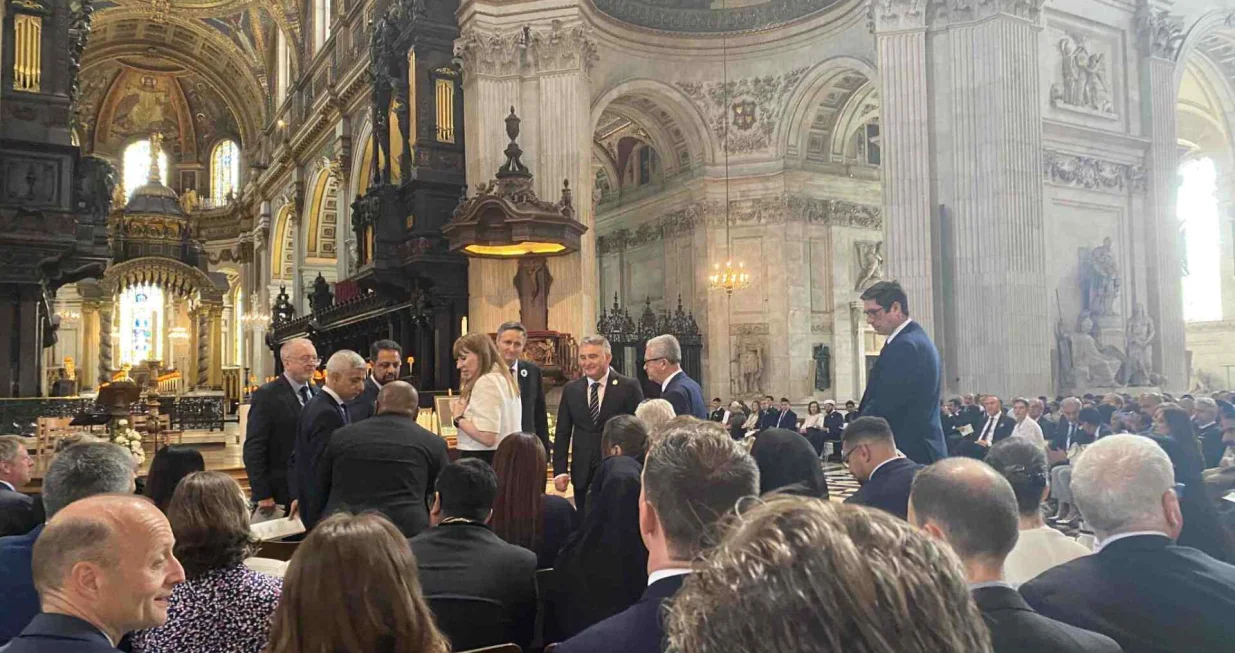 30. godišnjica genocida u Srebrenici, komemoracija u katedrali Sv. Pavla u Londonu; organizator: Remembering Srebrenica//