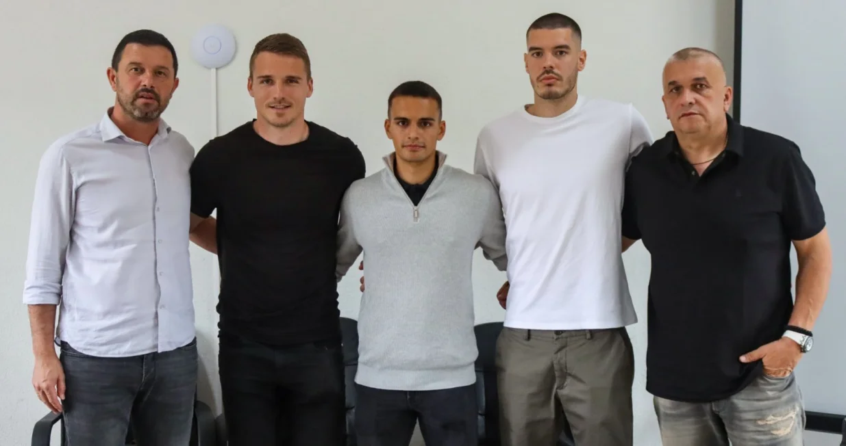 Miroslav Kršić i Zlatko Maksimović sa Sergejom Damjanićem, Lazarom Sajčićem i Đorđetom Jovičićem