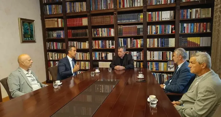 Nadbiskup metropolit vrhbosanski mons. dr. Tomo Vukšić primio čelnike Napretka i Bošnjačke zajednice kulture/