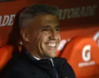 epa09179931 Sao Paulo's coach Hernan Crespo smiles during the Group E match of the Copa Libertadores between Racing Club and Sao Paulo, at the Presidente Peron 'El Cilindro' stadium, in Avellaneda, Argentina, 05 May 2021. EPA/Marcelo Endelli/POOL