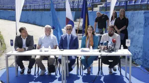 Press na Grbavici ispred južne tribine - (FOTO: Damir Deljo - Oslobođenje)