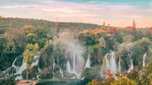 Robert Dacešin, vodopad Kravica/Instagram