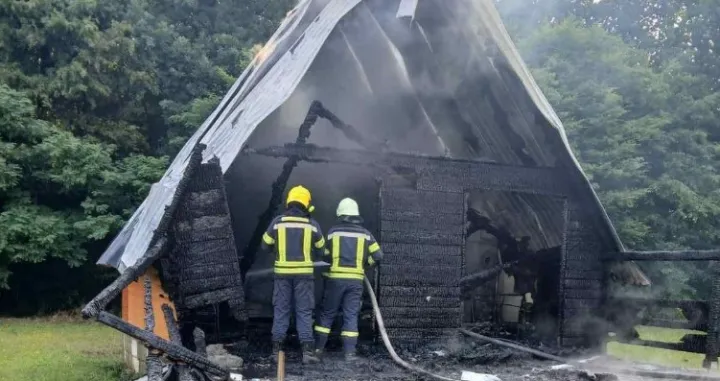 Planula vikendica/Nezavisne//