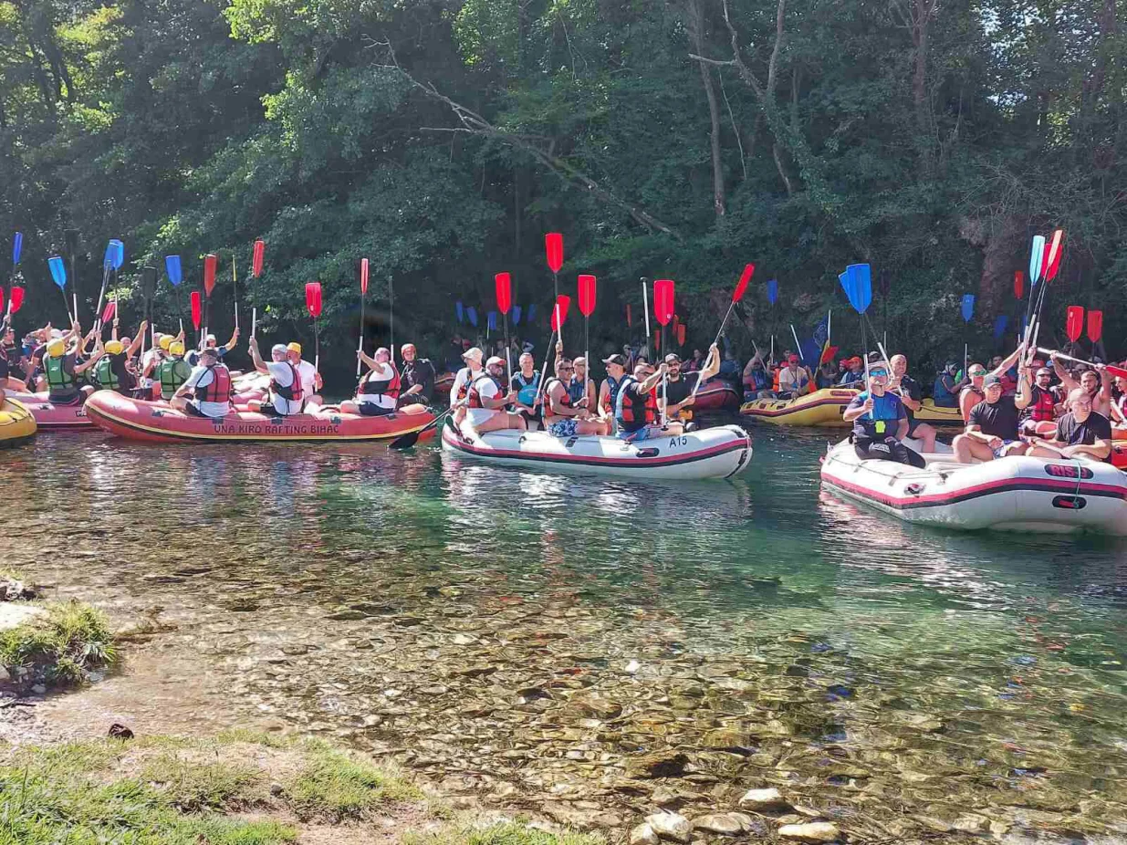 Rafting na Uni, Turističko naselje Natura Art//