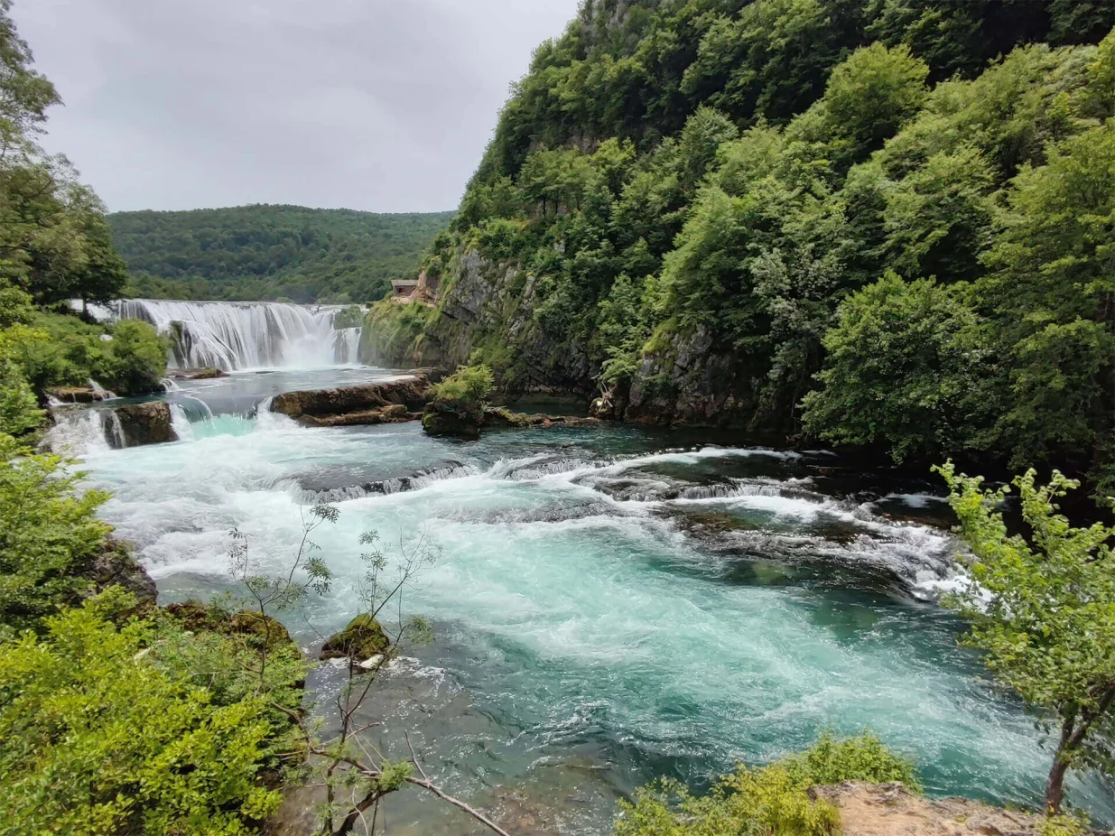 Obilazak Nacionalnog parka Una, Turističko naselje Natura Art//