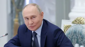 Russian President Vladimir Putin chairs a meeting of the supervisory board of the Russia - Land of Opportunity organisation in Moscow, Russia, May 27, 2025. Sputnik/Alexander Kazakov/Pool via REUTERS ATTENTION EDITORS - THIS IMAGE WAS PROVIDED BY A THIRD PARTY.  TPX IMAGES OF THE DAY/Alexander Kazakov