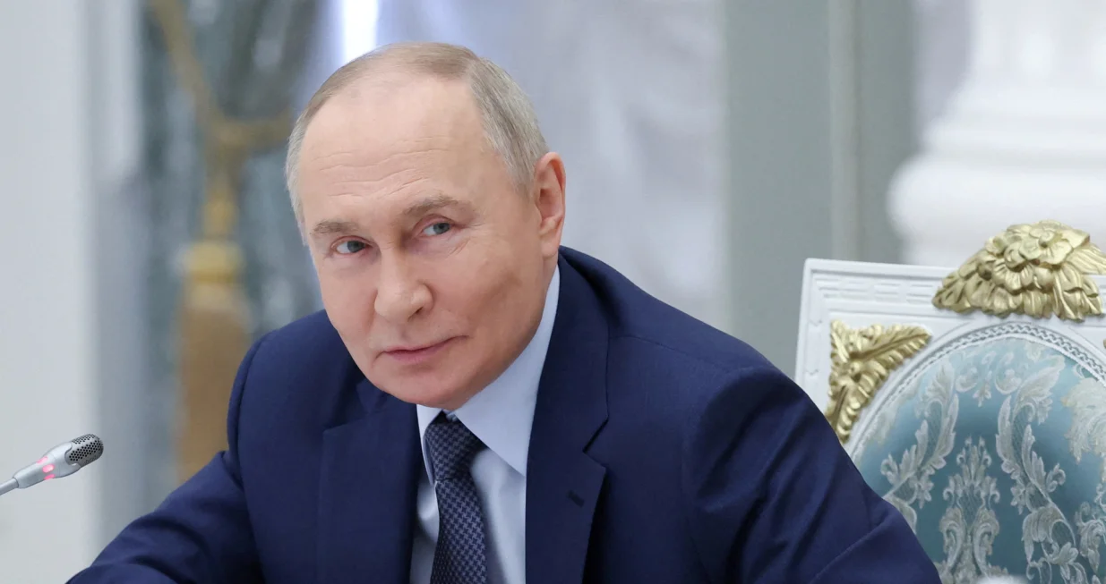 Russian President Vladimir Putin chairs a meeting of the supervisory board of the Russia - Land of Opportunity organisation in Moscow, Russia, May 27, 2025. Sputnik/Alexander Kazakov/Pool via REUTERS ATTENTION EDITORS - THIS IMAGE WAS PROVIDED BY A THIRD PARTY.  TPX IMAGES OF THE DAY/Alexander Kazakov