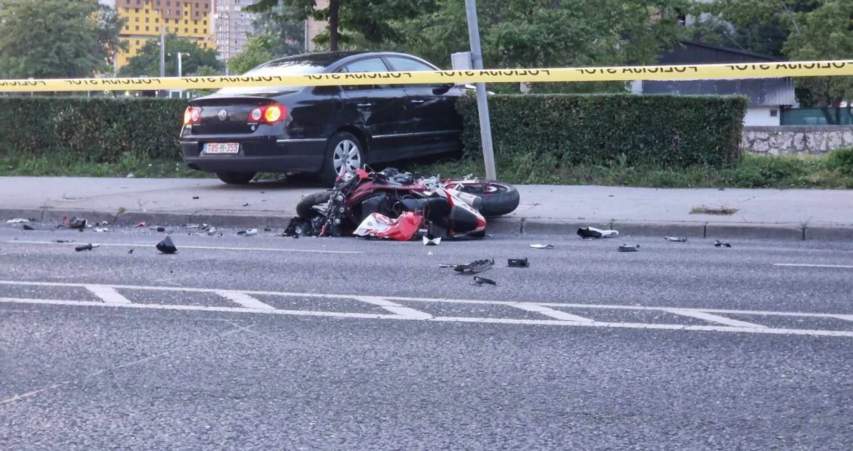 Sa mjesta nesreće/Sanel Konjhodžić