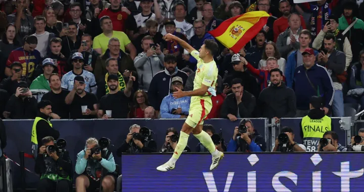 Soccer Football - Nations League - Final - Portugal v Spain - Allianz Arena, Munich, Germany - June 8, 2025 Spain's Martin Zubimendi celebrates scoring their first goal REUTERS/Michaela Stache