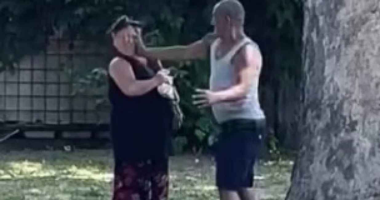 Snimljen napad/Printscreen/Instagram//