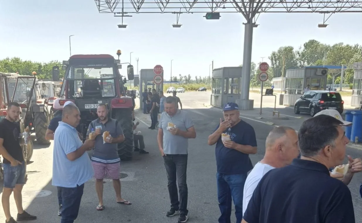 Protest na GP Rača/