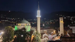 Oglašavanjem mujezina s munara kojim pozivaju vjernike muslimane na akšamsku molitvu, nastupa Nova 1445. hidžretska godina/