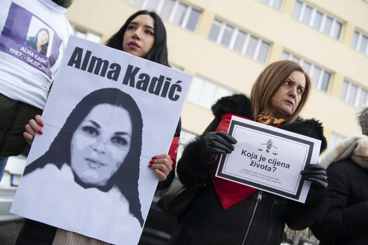 Protest za Almu Kadić/Damir Deljo