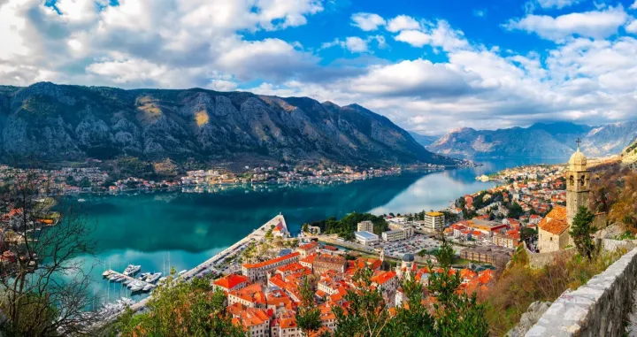 Kotor, Crna Gora, panorama/Nico Trinkhaus