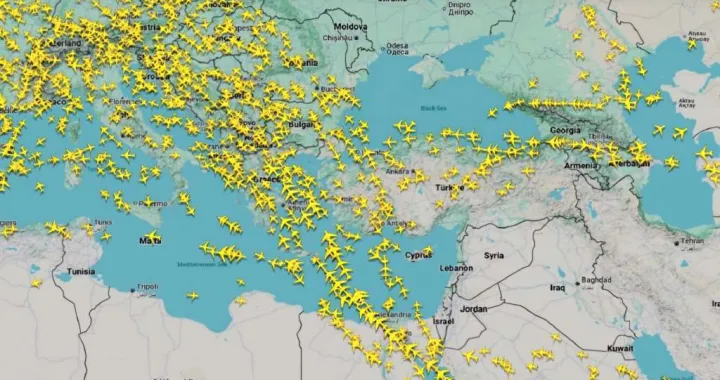 Agencija za pružanje usluga u zračnoj plovidbi Bosne i Hercegovine (BHANSA) uspješno je odgovorila na kompleksne operativne izazove izazvane krizom u međunarodnom zračnom prometu, do koje je došlo nakon zatvaranja zračnih prostora Irana, Iraka, Katara, Sirije, Jordana i Libanona./Bhansa