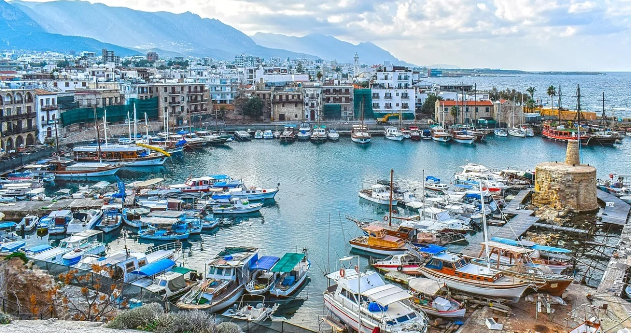 Kipar na meti izraelskih kupaca nekretnina/Pixabay