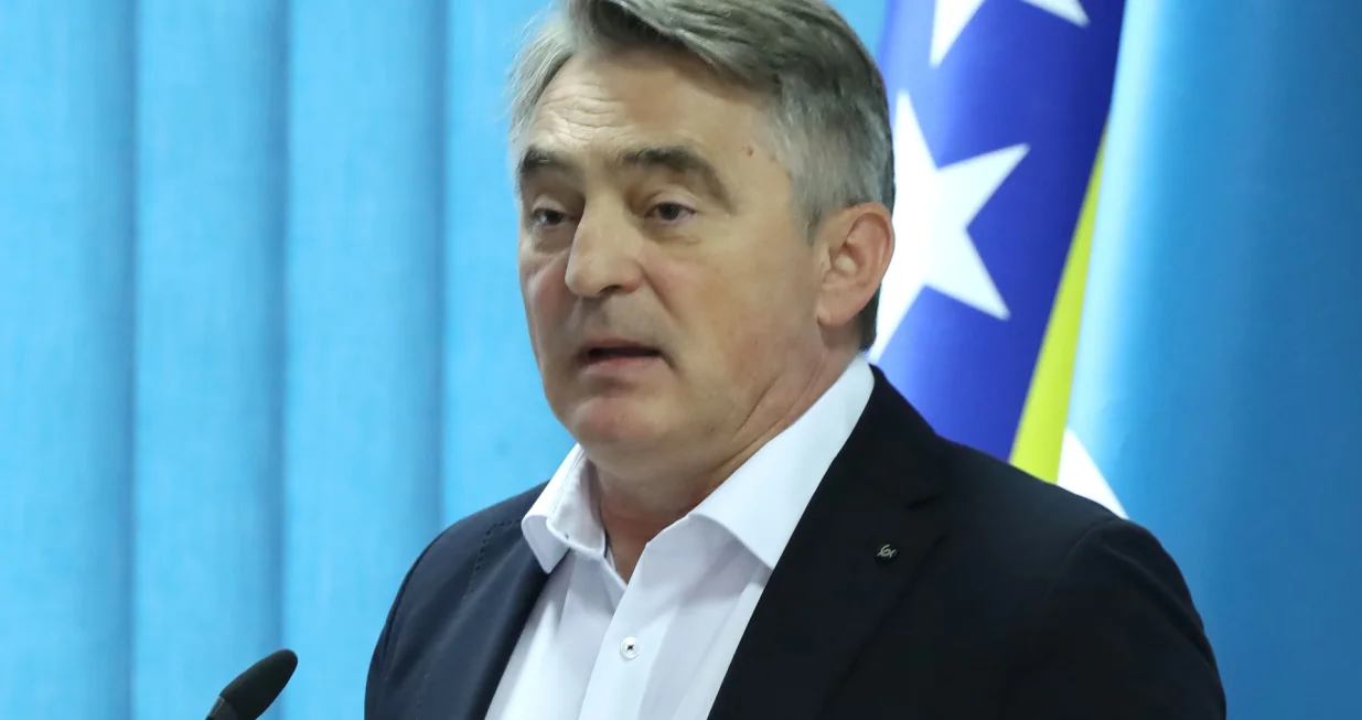 FPN - Predsjedavajući Predsjedništva BiH Željko Komšić predavanje Dan nezavisnosti BiH: Izazovi i odgovori/Senad Gubelić