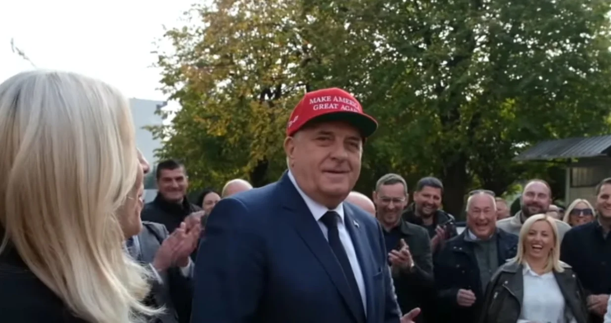 milorad dodik, maga, kačket, make america great again, donald trump/Screenshot