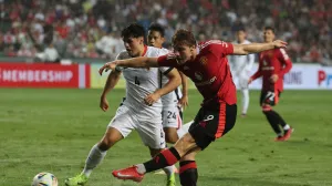 FOTO: REUTERS/Tyrone Siu