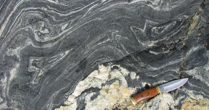 Na obalama Hudsonovog zaljeva na krajnjem sjeveru Kanade nalaze se stijene čiji je slučaj da su jedini preživjeli Hadeanci upravo postao još jači.Zasluge za sliku: Jonathan O'Neil/