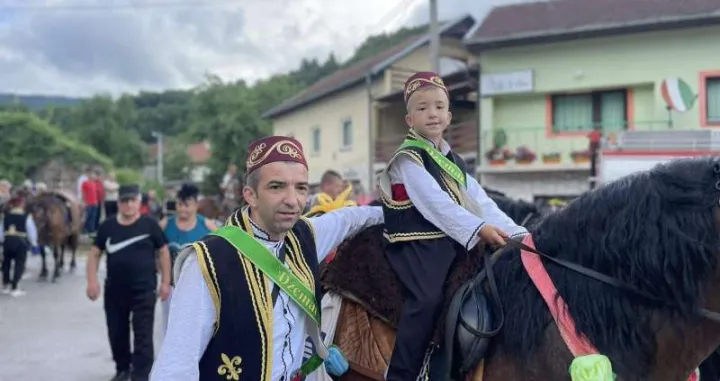 Konjanici iz Karaule krenuli ka Pruscu/Fena