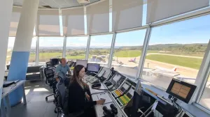 Kontrolori letenja//