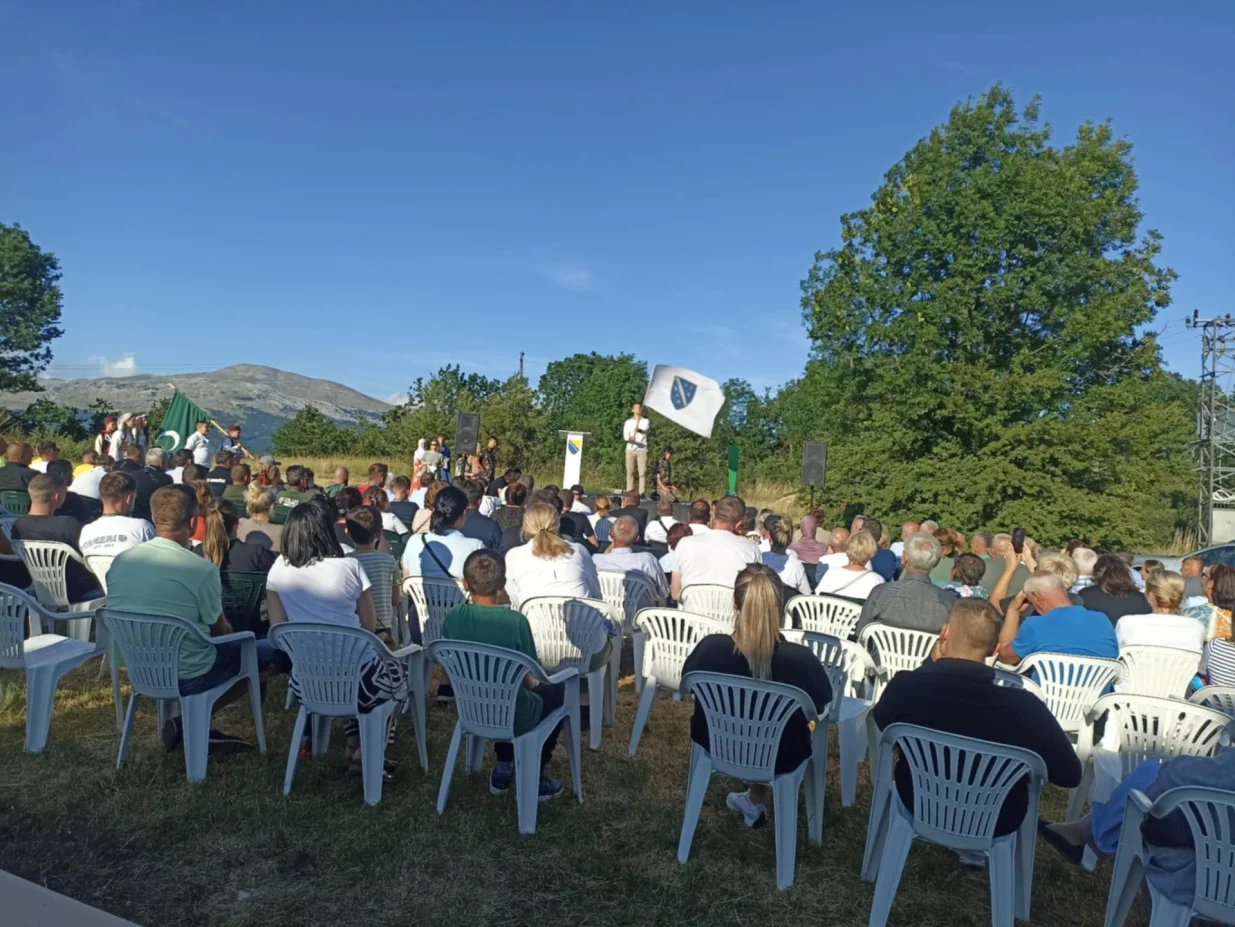 Marš mira "Put spasa" Mostar – Nevesinje u čast ubijenih Bošnjaka Nevesinja/Eldina Zolj Balenović