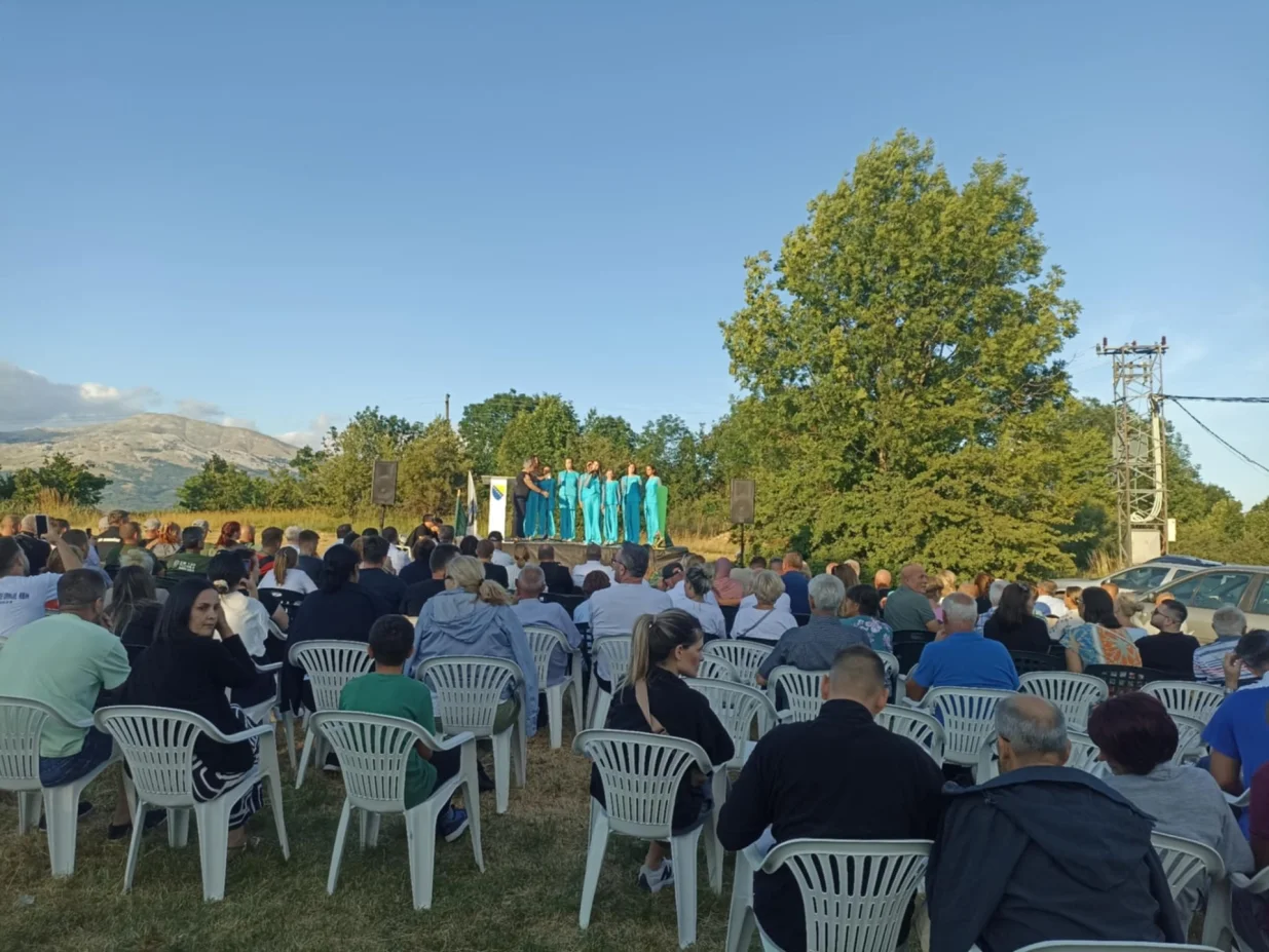 Marš mira "Put spasa" Mostar – Nevesinje u čast ubijenih Bošnjaka Nevesinja/Eldina Zolj Balenović