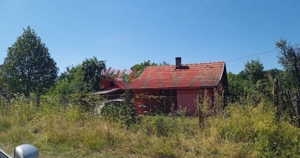 Kuća, Ozren, ubistvo povratnice/